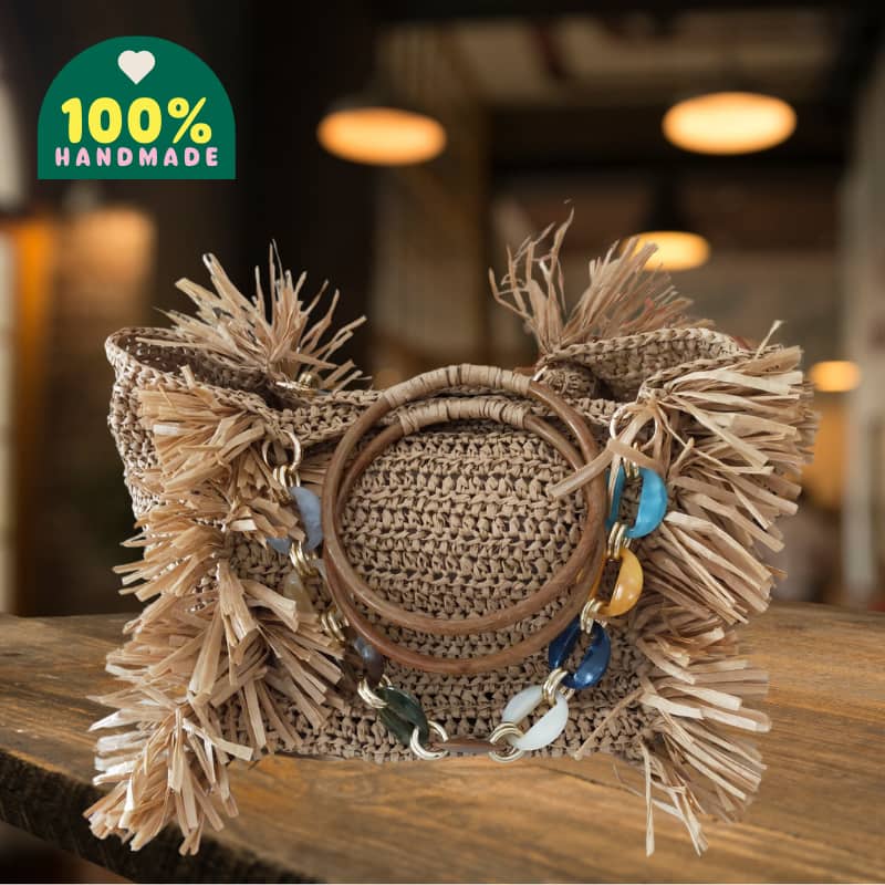 حقيبة يد وحقيبة كتف من الرافي الناعمة