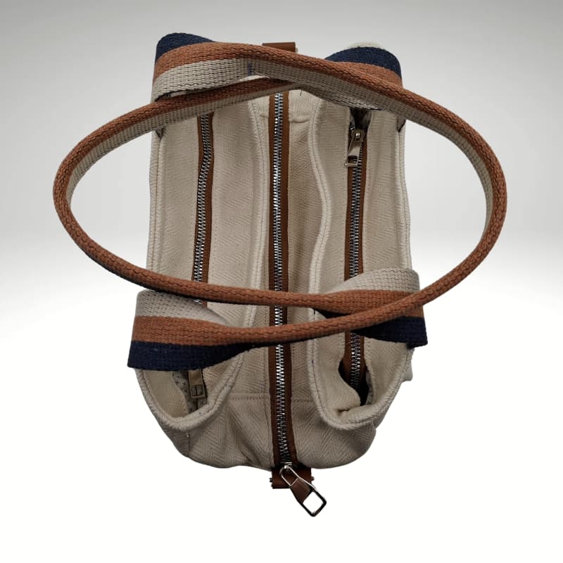 حقيبة توت ثلاثية اللون بيج مصنوعة يدويًا