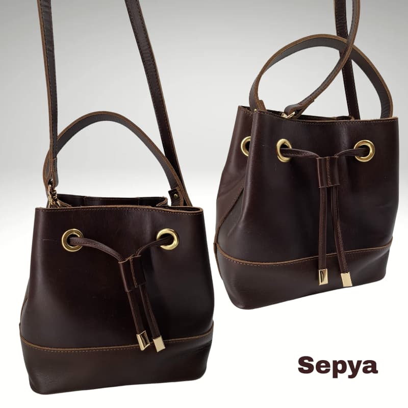 حقيبة NVisters المصنوعة يدويًا من جلد سيبيا الأصلي باللون البني الداكن