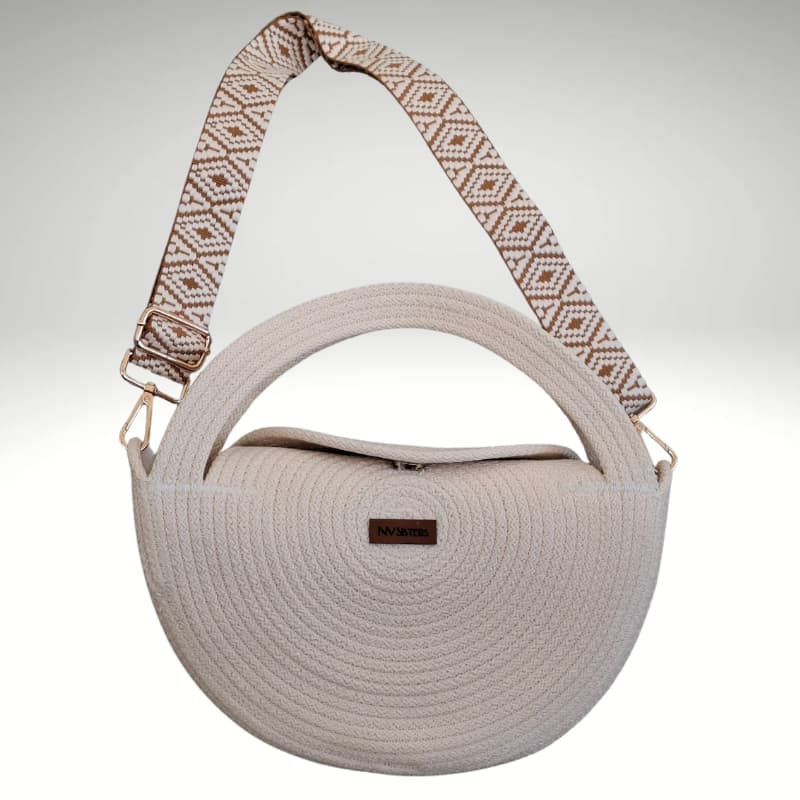 حقيبة يد وكتف دائرية بلون كريمي فاتح من NVisters